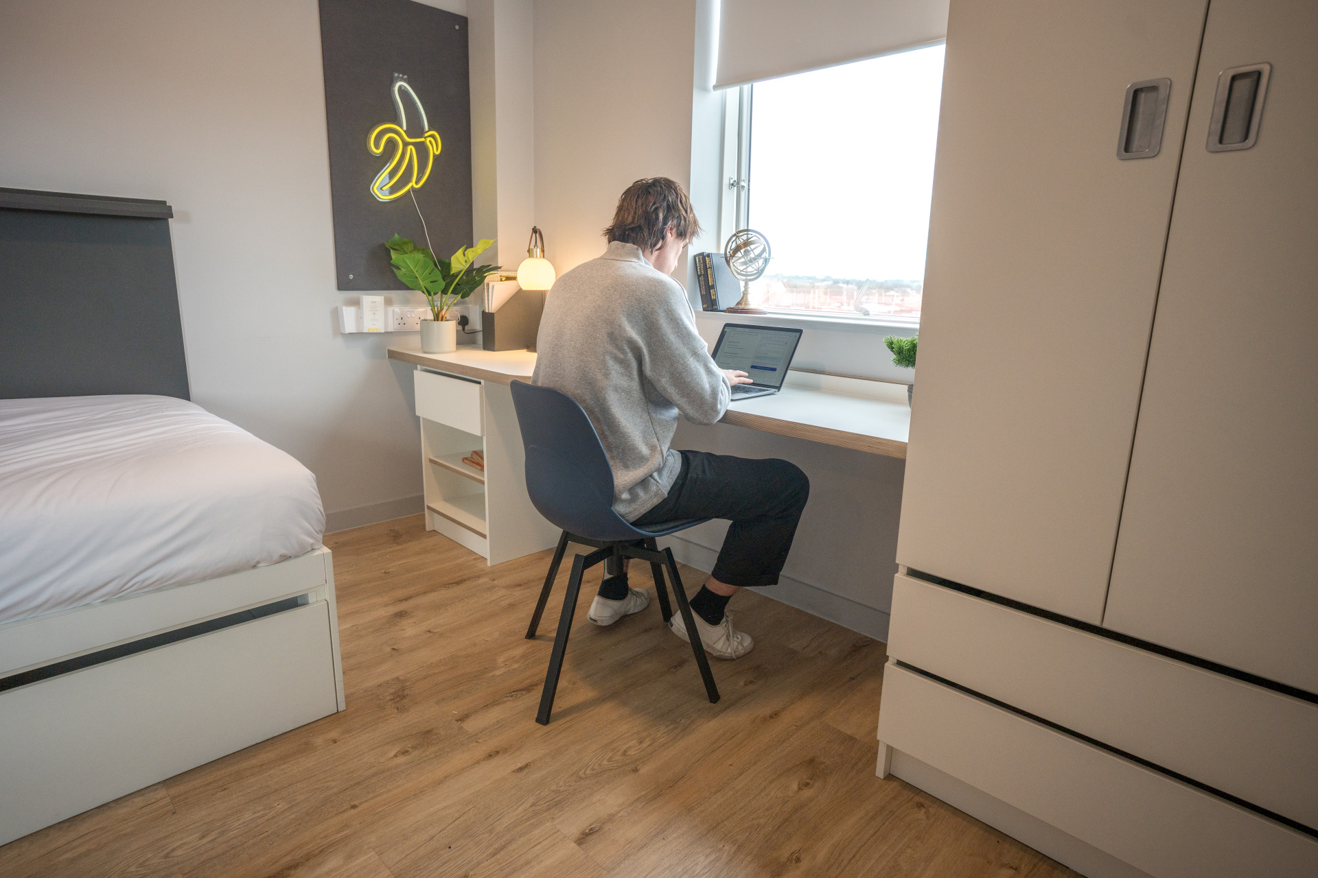 Large Premium En-Suite - West Wing - Gallery - 5