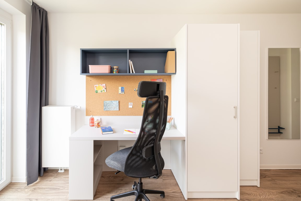 Studio M Silver - 7