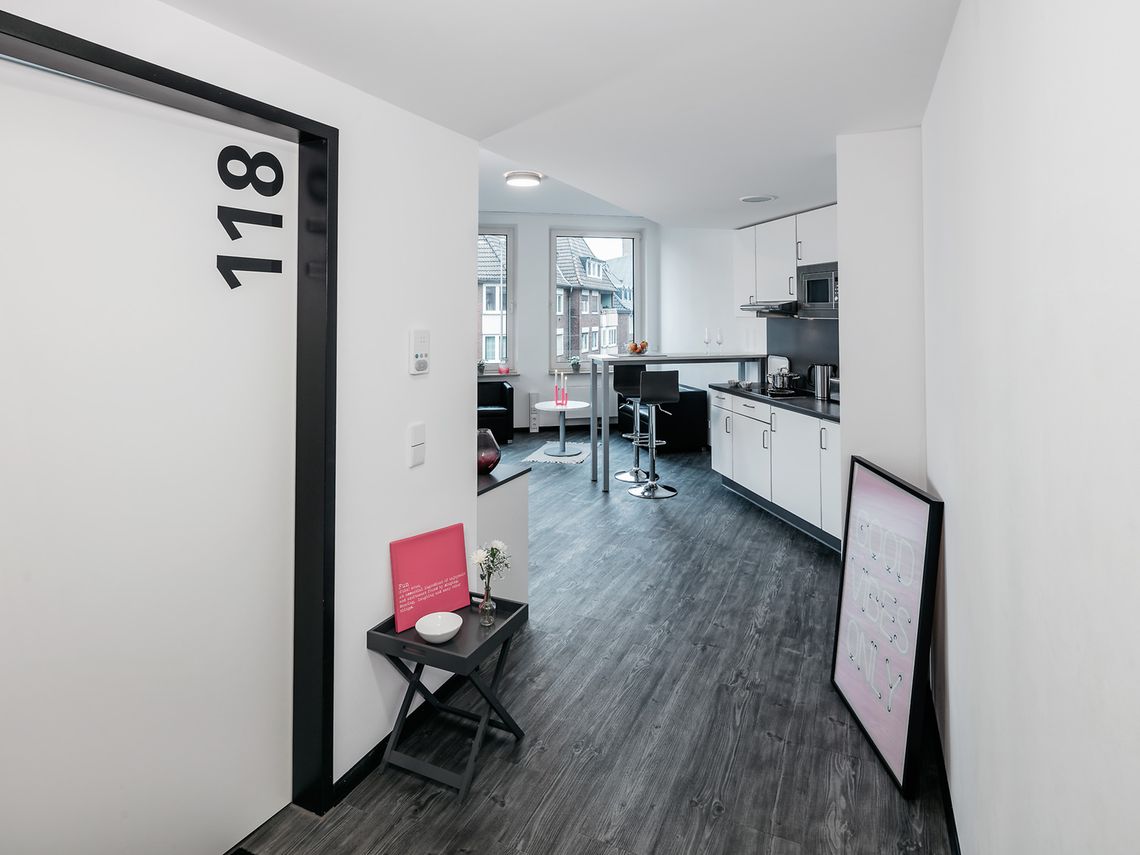 Studio S WG Gold - Leonis - Gallery - 2