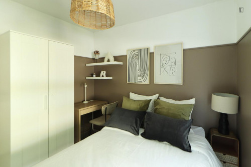 Lovely 10 m² bedroom for rent in coliving near Bordeaux - B022