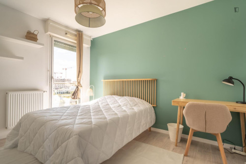 Move into this minimalist 12 m² room for rent in a coliving space on the Île de Nantes - NT15