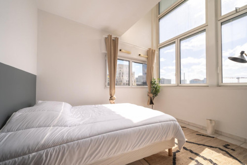 Move into this large 15 m² room in a coliving space for rent in Nantes - NT16