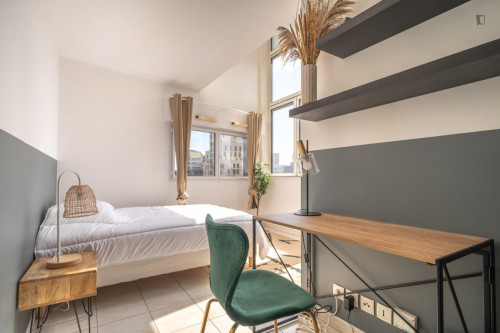 Move into this large 15 m² room in a coliving space for rent in Nantes - NT16