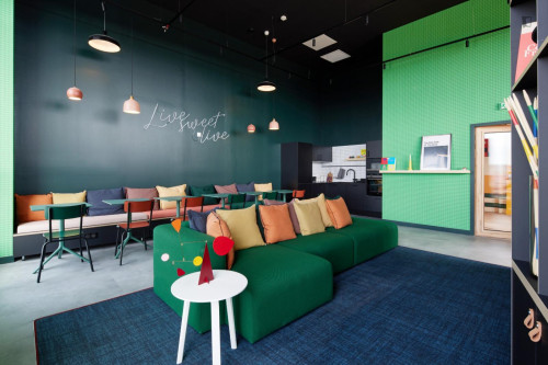 Sunny and wide studio in Labège