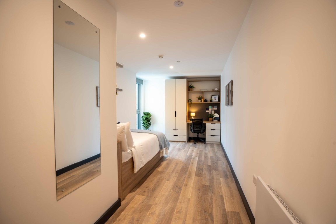 Platinum En Suite - Leonardo - Gallery - 2