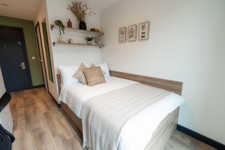 Bronze Plus En Suite - Leonardo - Gallery - 2