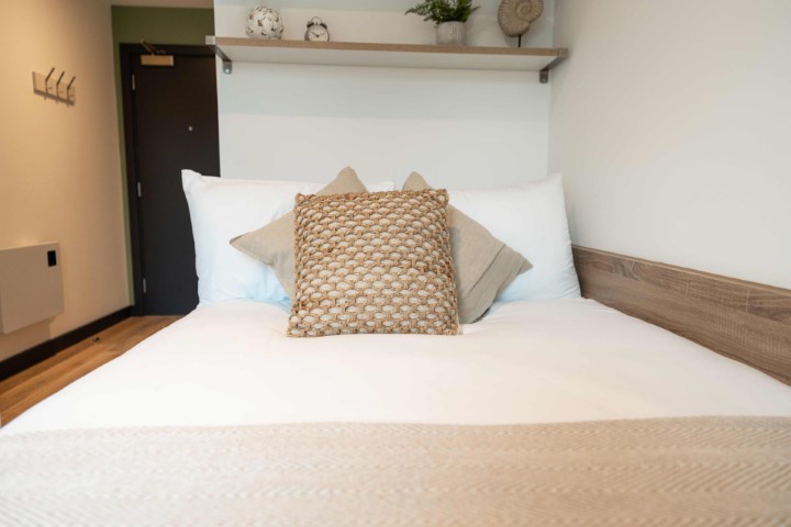 Bronze Plus En Suite - Leonardo - Gallery - 3