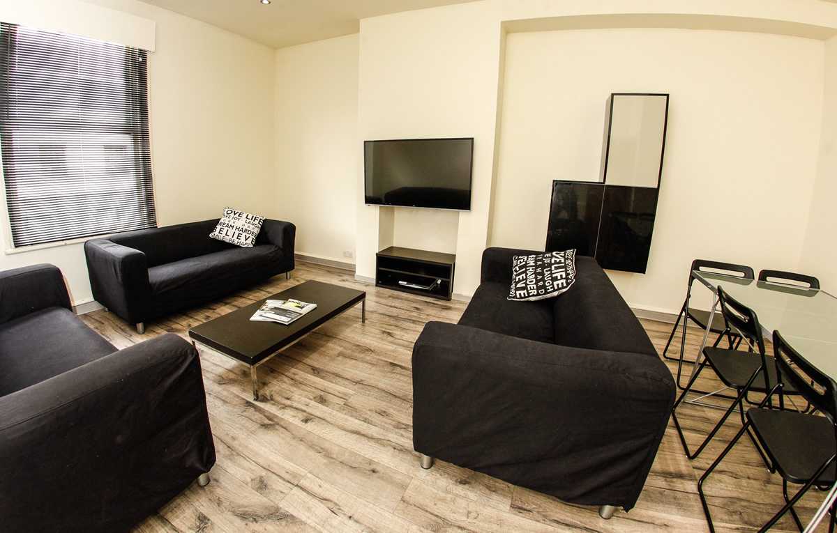  9 Bed Apartment  -  The Albion  - Gallery -  8