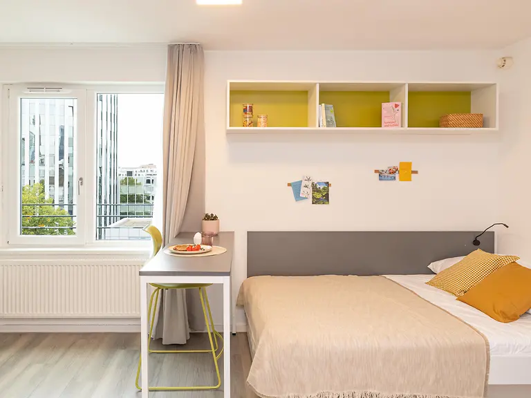  Studio L Bronze  -  Urbanum  - Gallery -  1