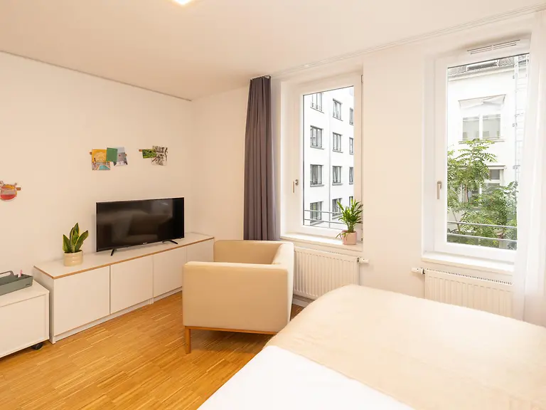  Studio S Platinum  -  Urbanum  - Gallery -  3