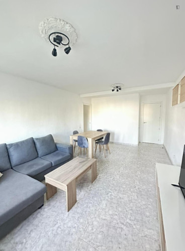 Very nice single bedroom in Santa María de Benquerencia