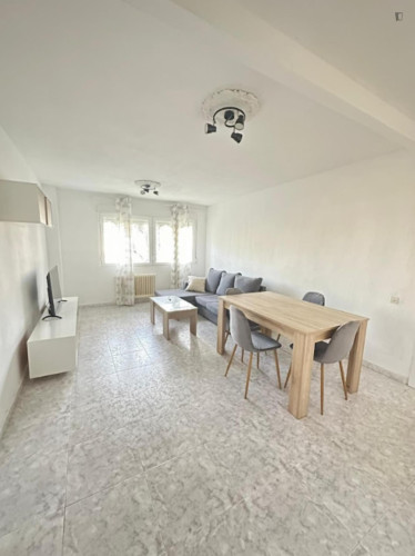 Very nice single bedroom in Santa María de Benquerencia