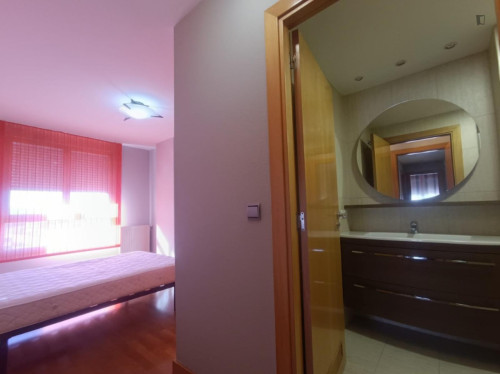 Lovely double ensuite bedroom in Rochapea - Gallery - 5