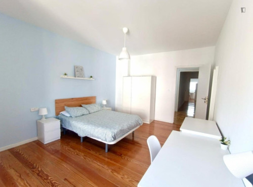 Excellent double bedroom near Parque de la Media Luna