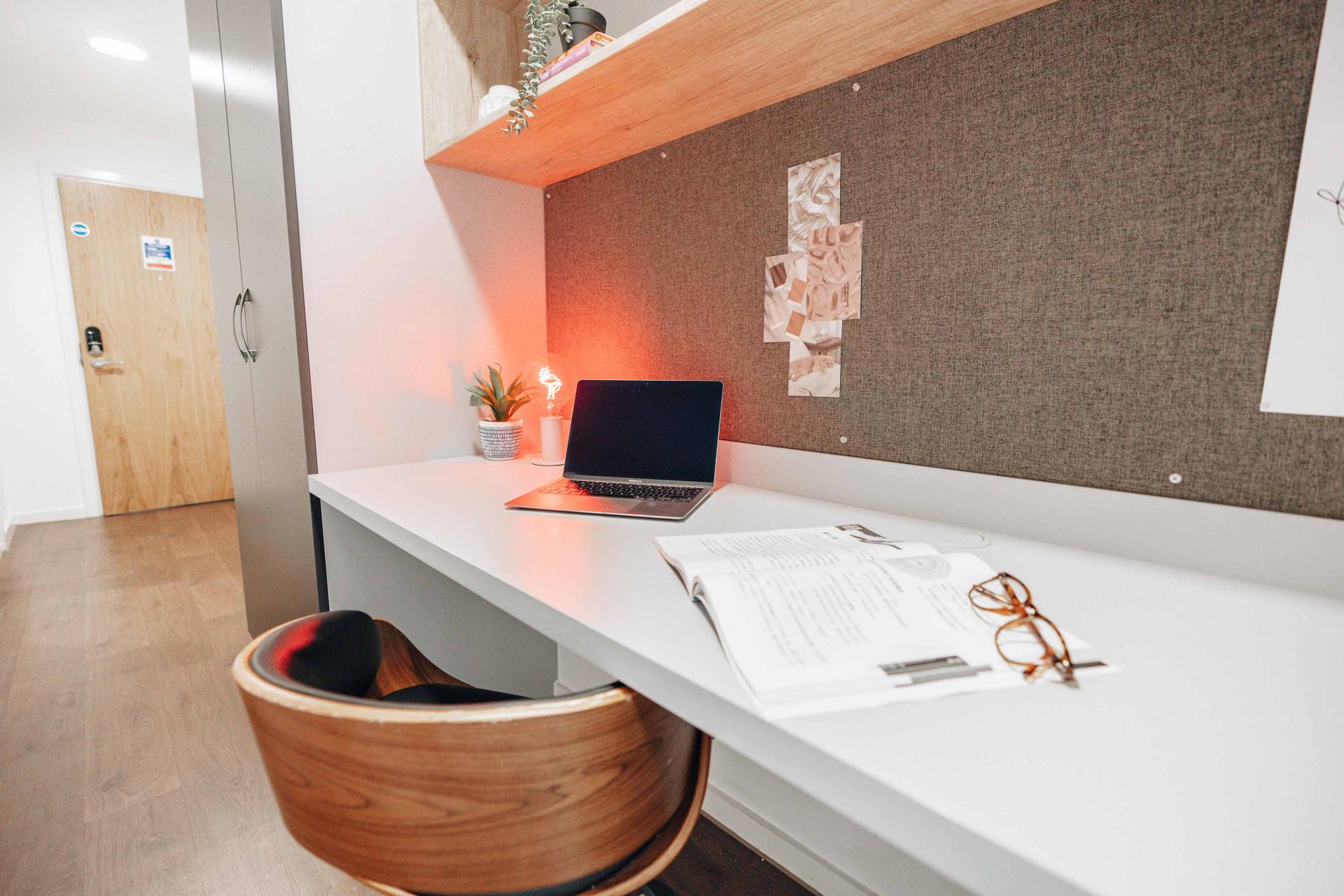  Silver En Suite (High Floors, Washer/Dryer)  -  Bailey Fields  - Gallery -  5
