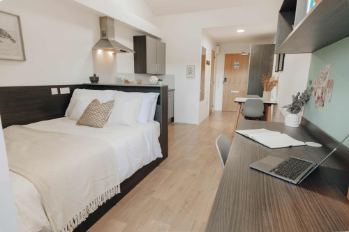 Avon Studios - Rooms