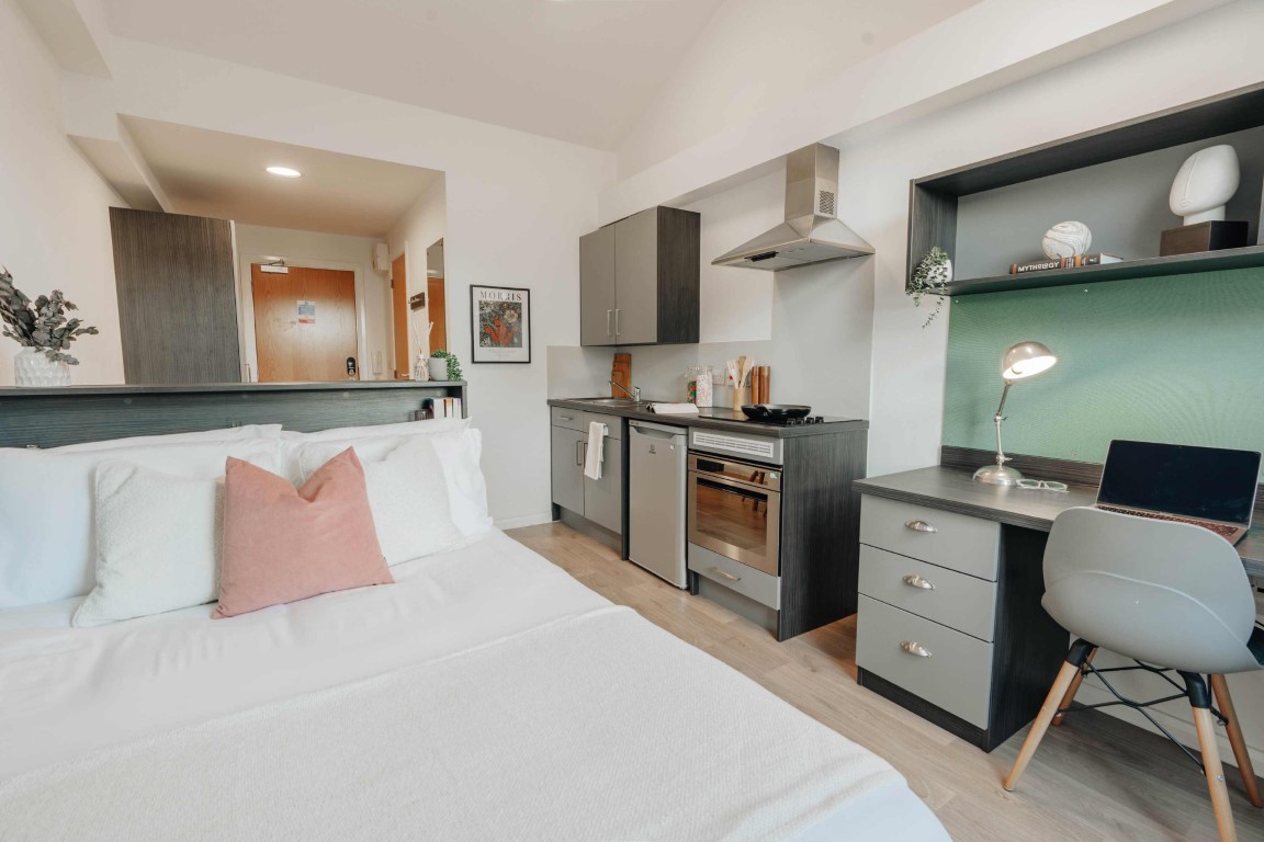  Silver Studio (Top Floor)  -  Avon Studios  - Gallery -  4