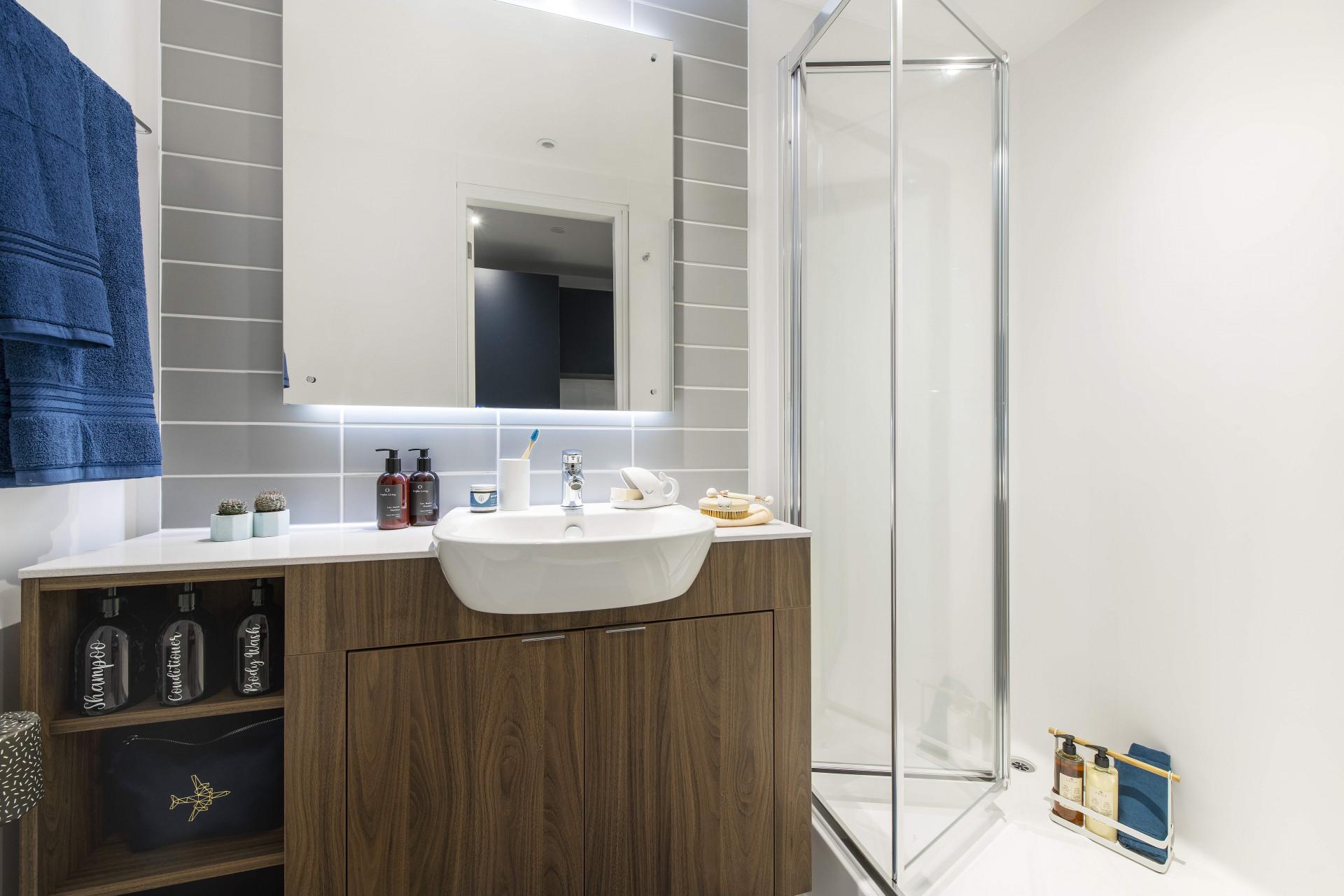  7 Bed Premium En-Suite  -  Silk Mill  - Gallery -  8