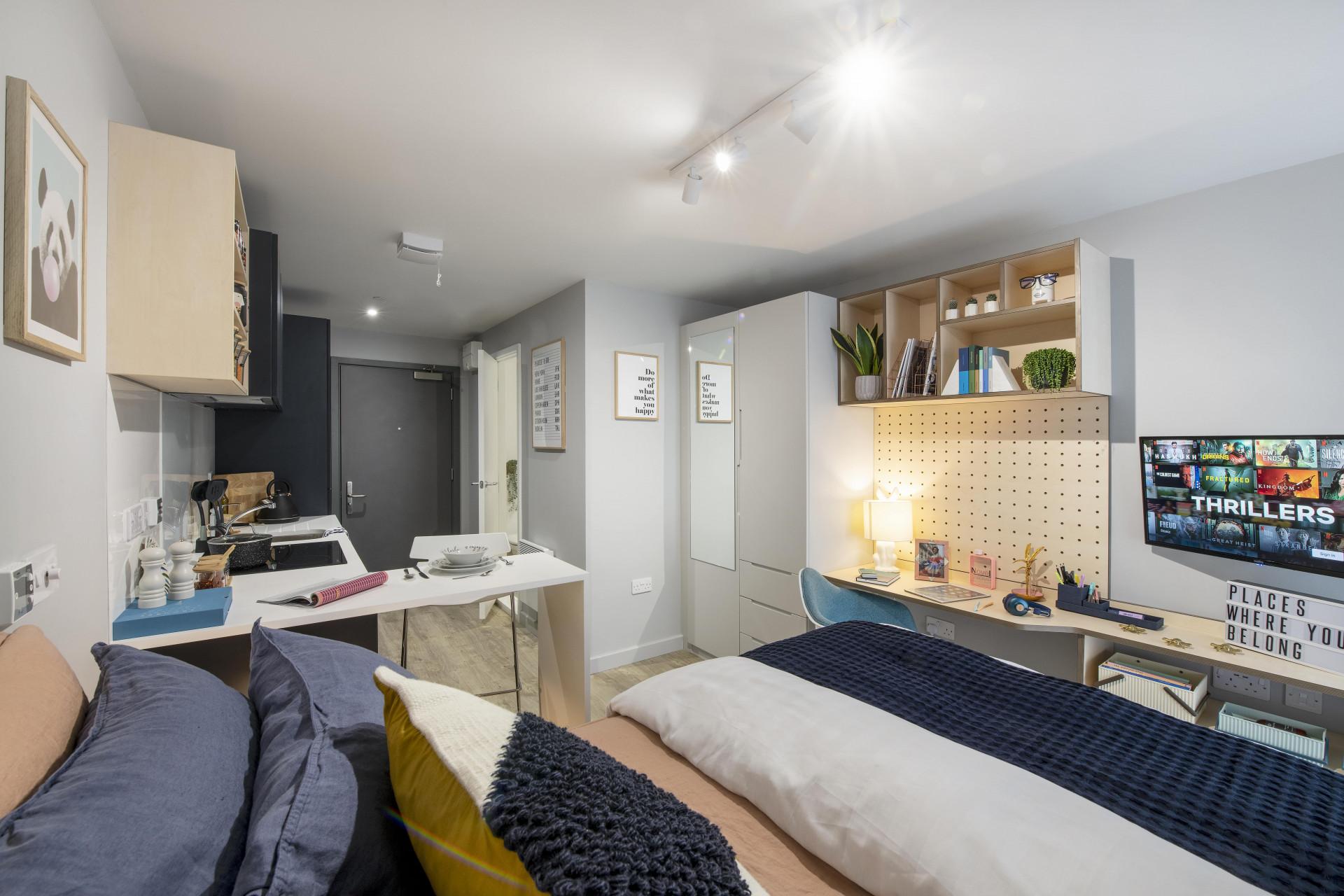  Studio Standard  -  Silk Mill  - Gallery -  5