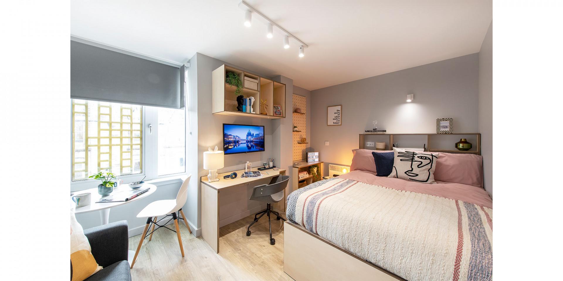  Studio Premium  -  Silk Mill  - Gallery -  6