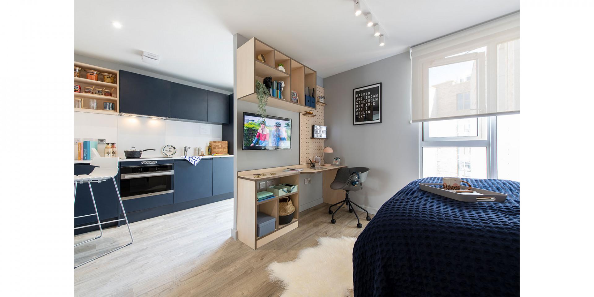  Studio Exec  -  Silk Mill  - Gallery -  8