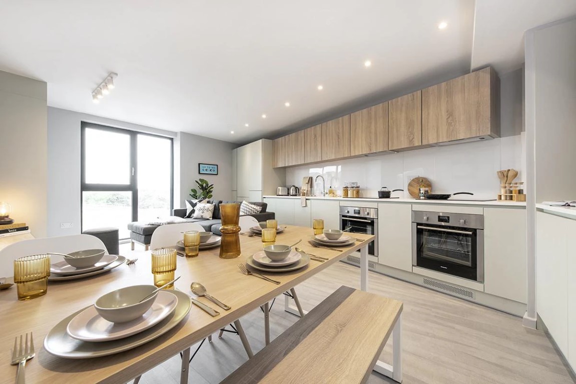  6 Bed Premium En-Suite  -  Hillside House  - Gallery -  3