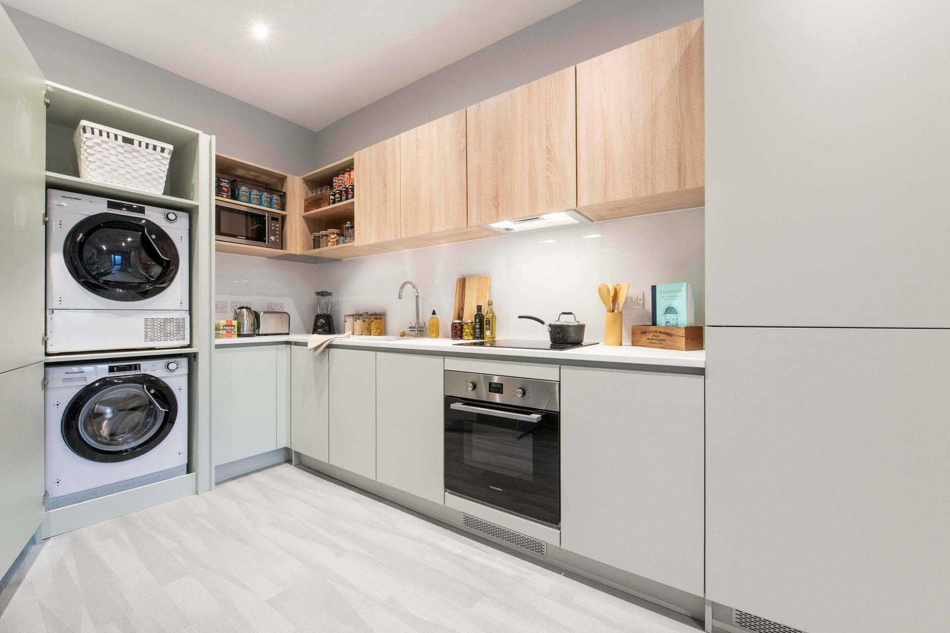  3 Bed Standard En-Suite  -  Hillside House  - Gallery -  12