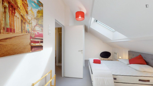 Very nice double bedroom in the Île de Nantes