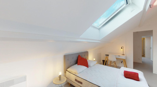 Very nice double bedroom in the Île de Nantes