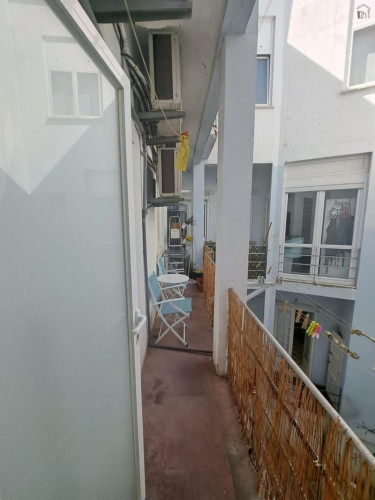 Luminous double bedroom with balcony in Arroios