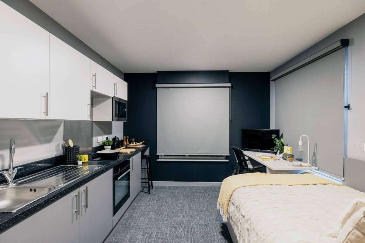  Club Studio  -  Ash Grove Court  - Gallery -  6