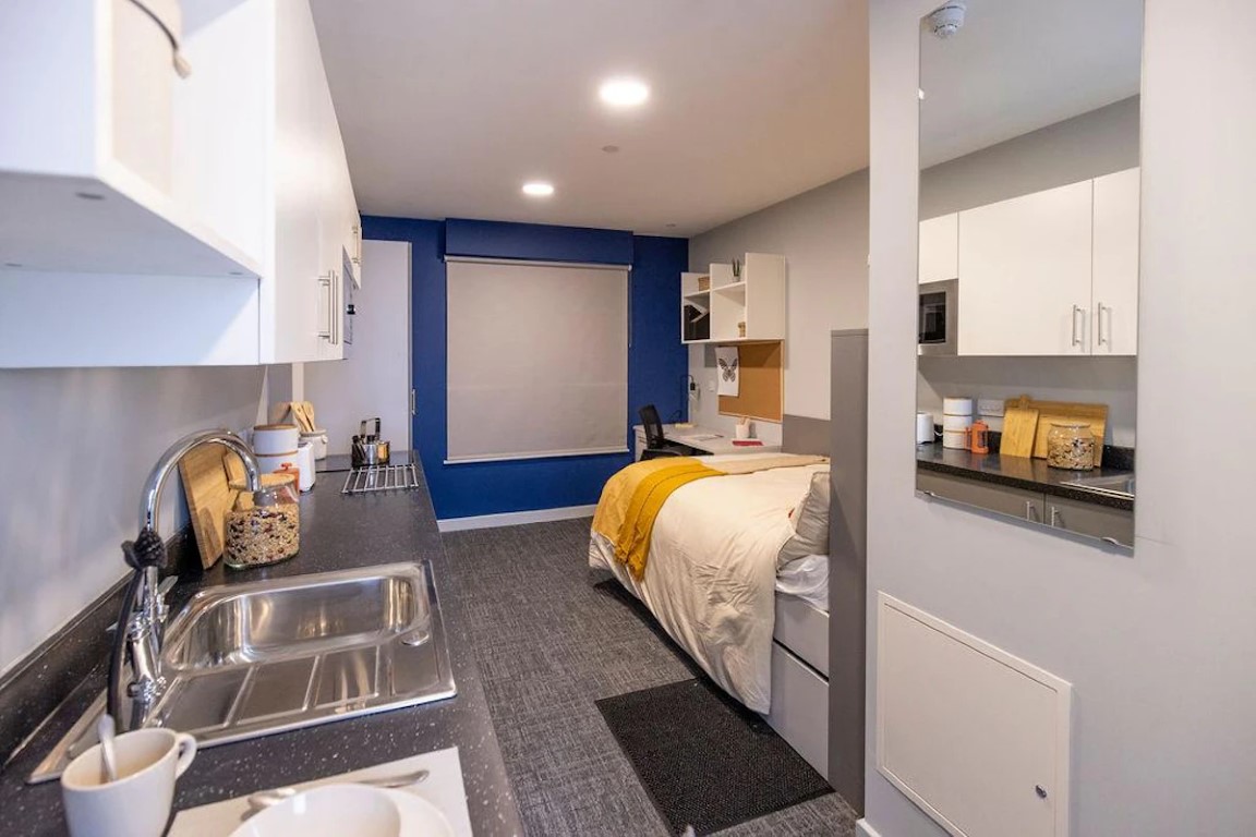  Premium Studio  -  Ash Grove Court  - Gallery -  2