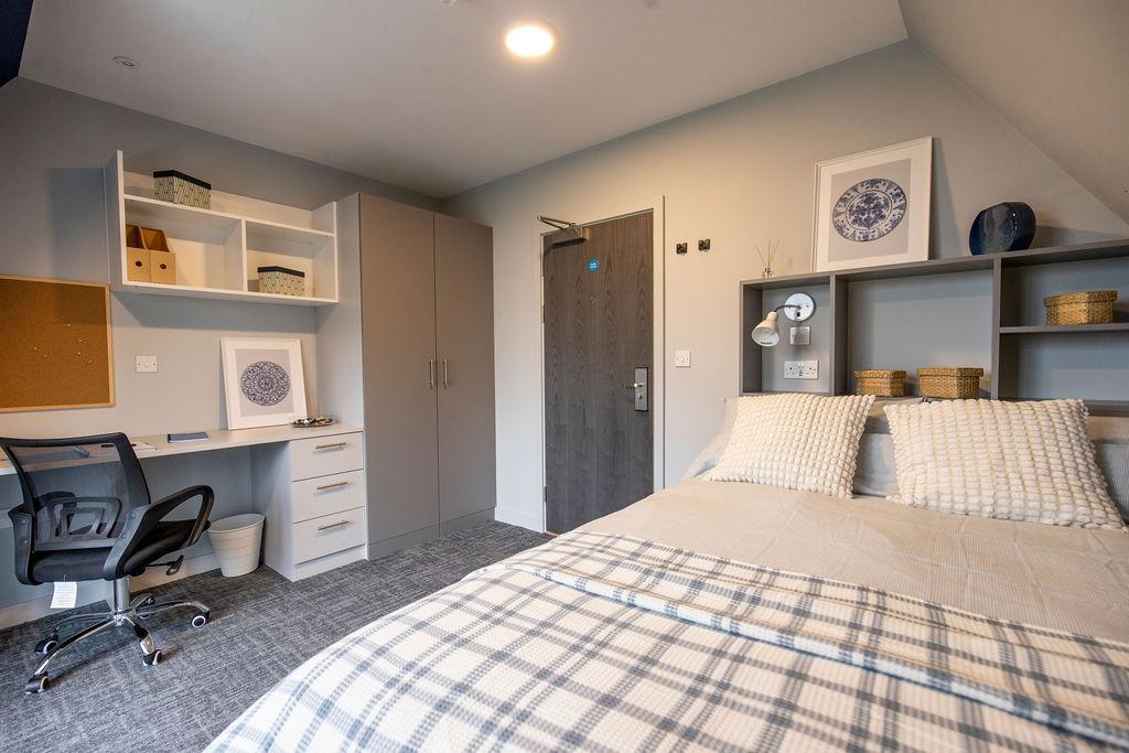  Premium 2 Bed Flat  -  Ash Grove Court  - Gallery -  8
