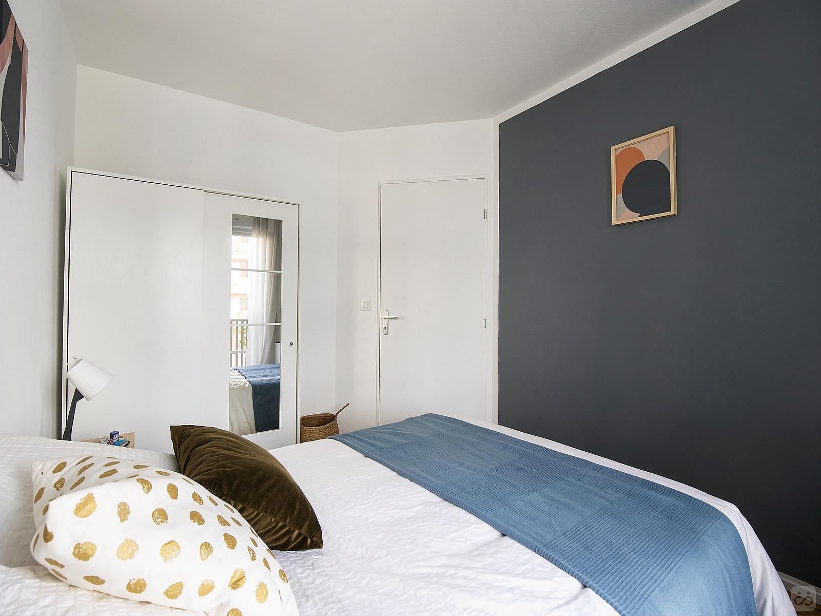 Cosy 10m² Bedroom - 1