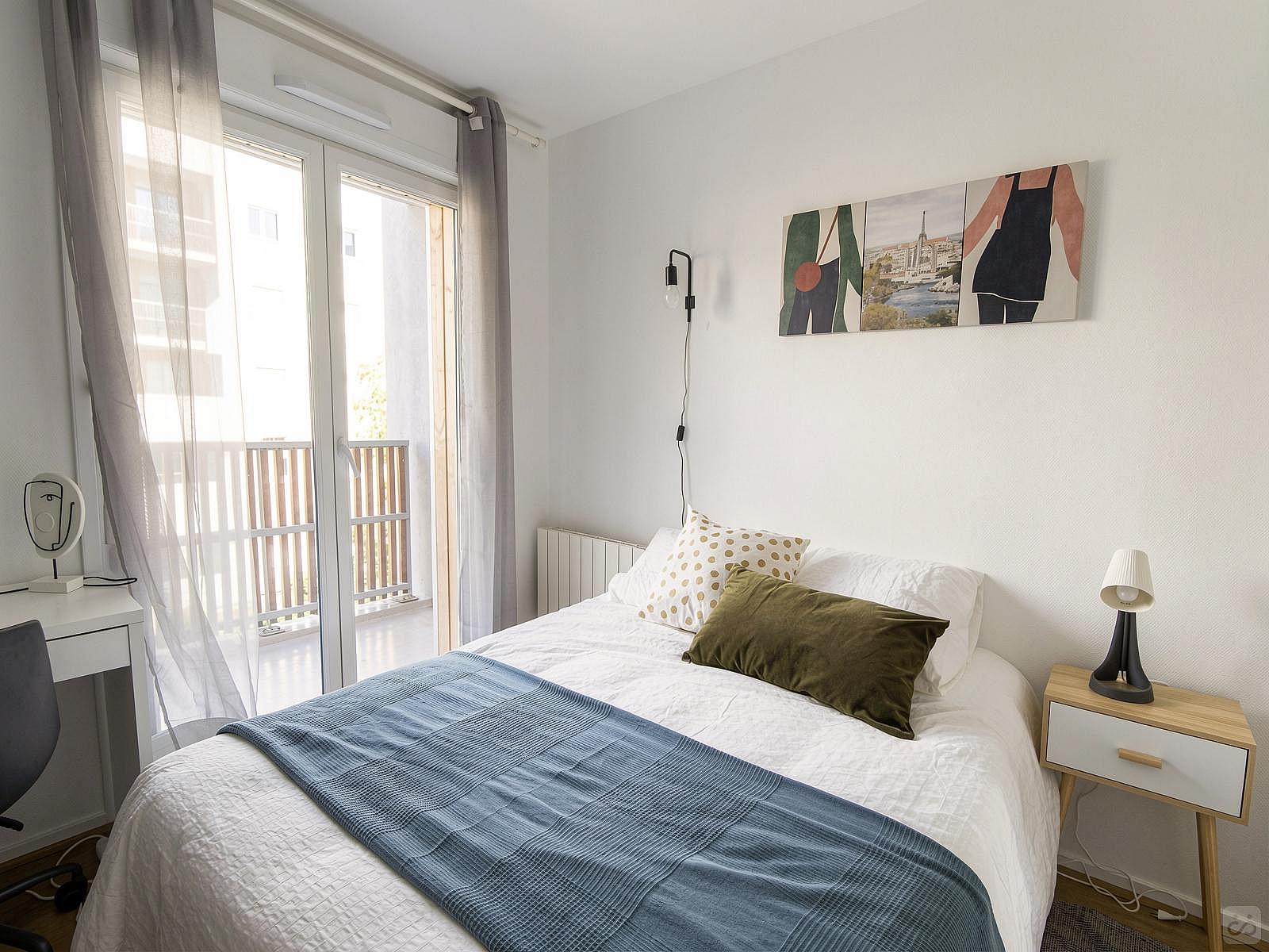 Cosy 10m² Bedroom - 5