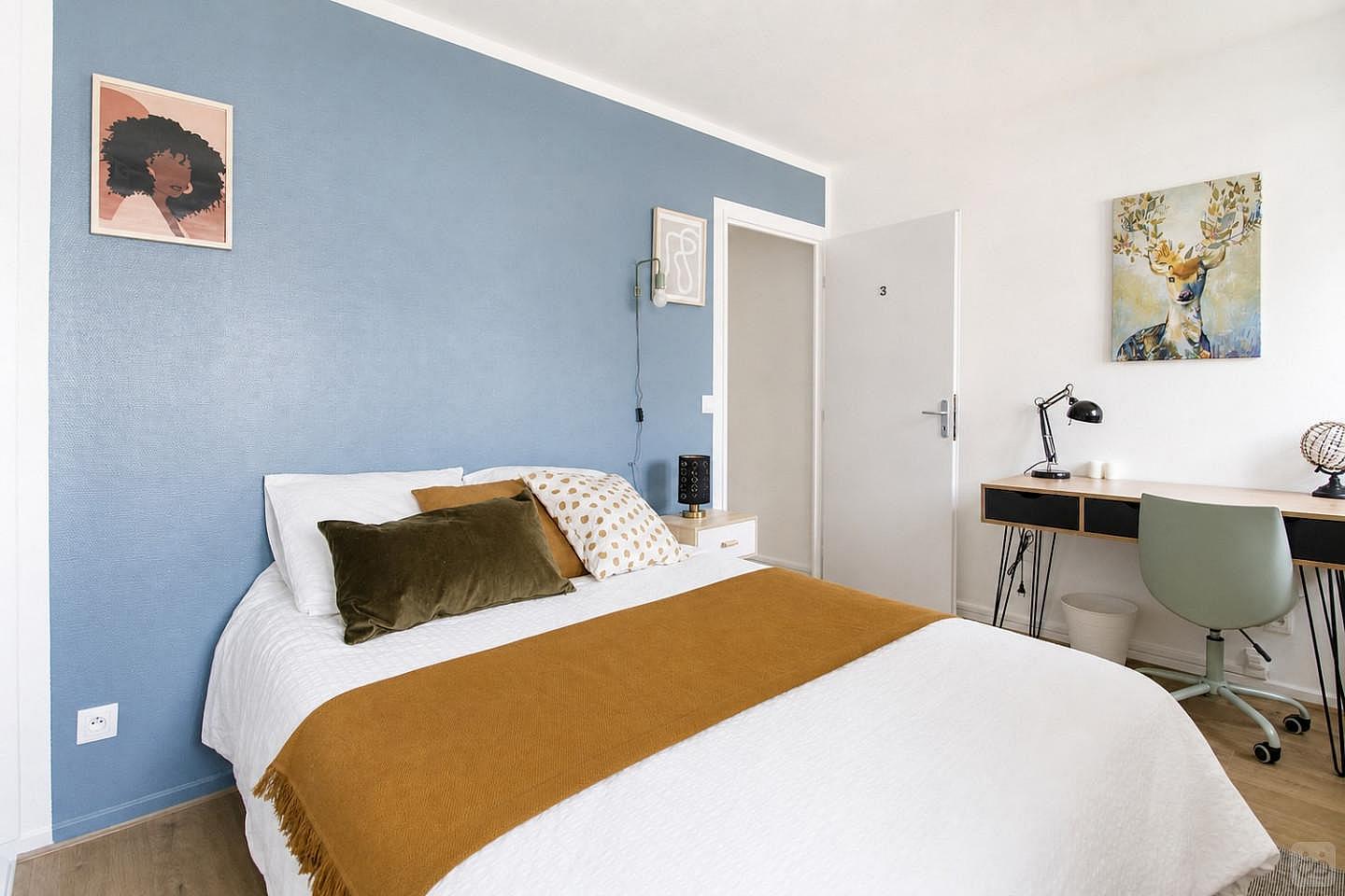 Warm And Equipped 11m² Bedroom -G012 - 1