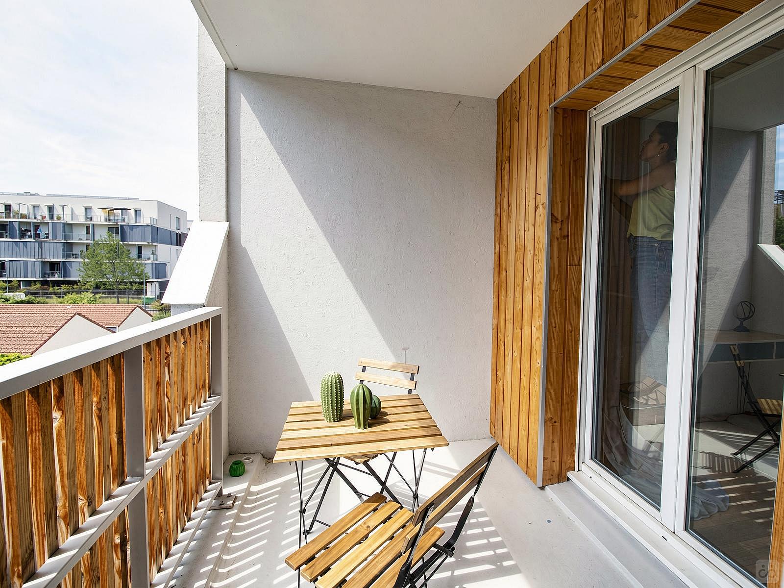 Large And Spacious 15m² Bedroom -G010 - 7