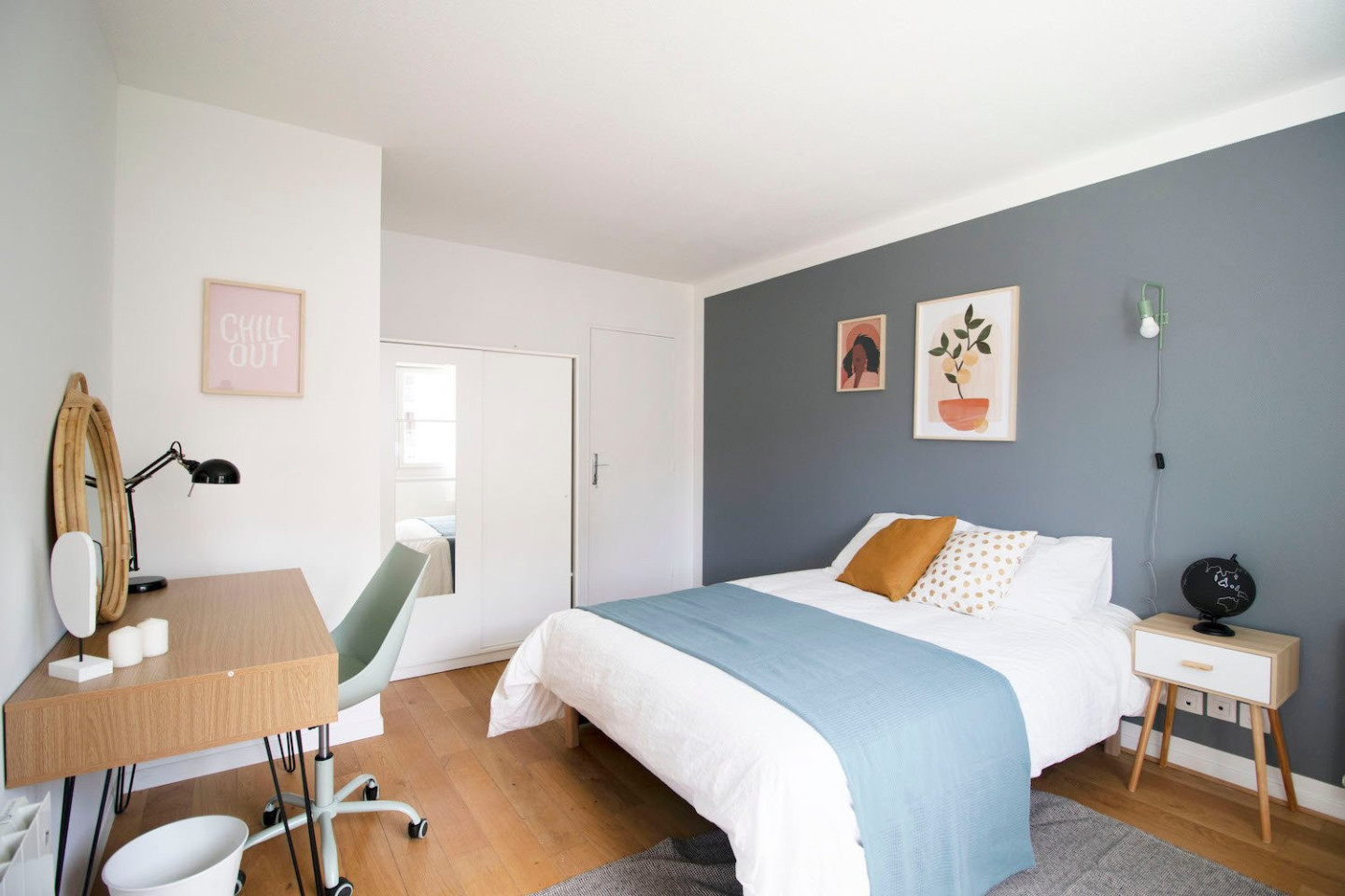 Large And Spacious 15m² Bedroom -G010 - 17