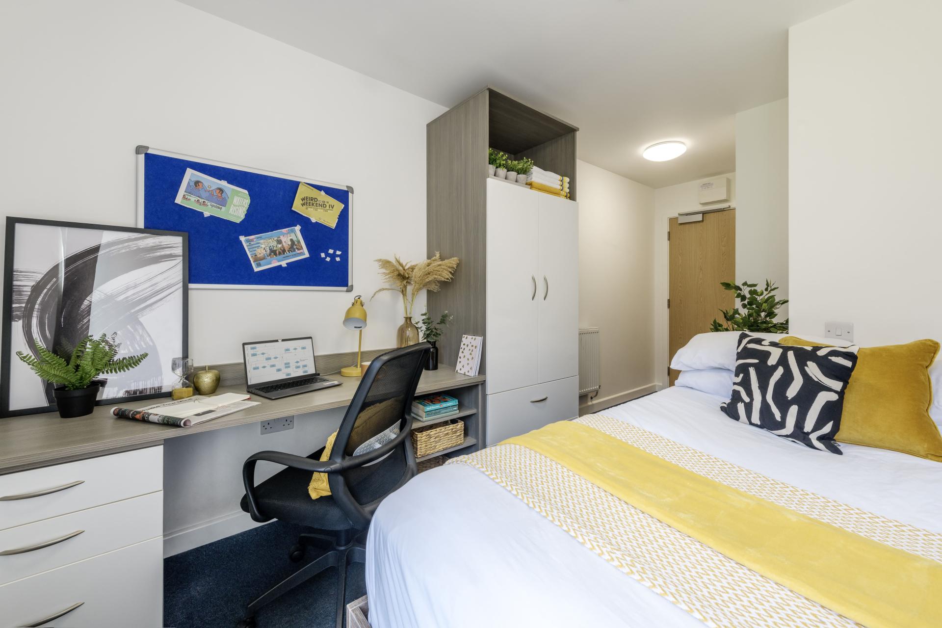 Premium En-Suite - 5