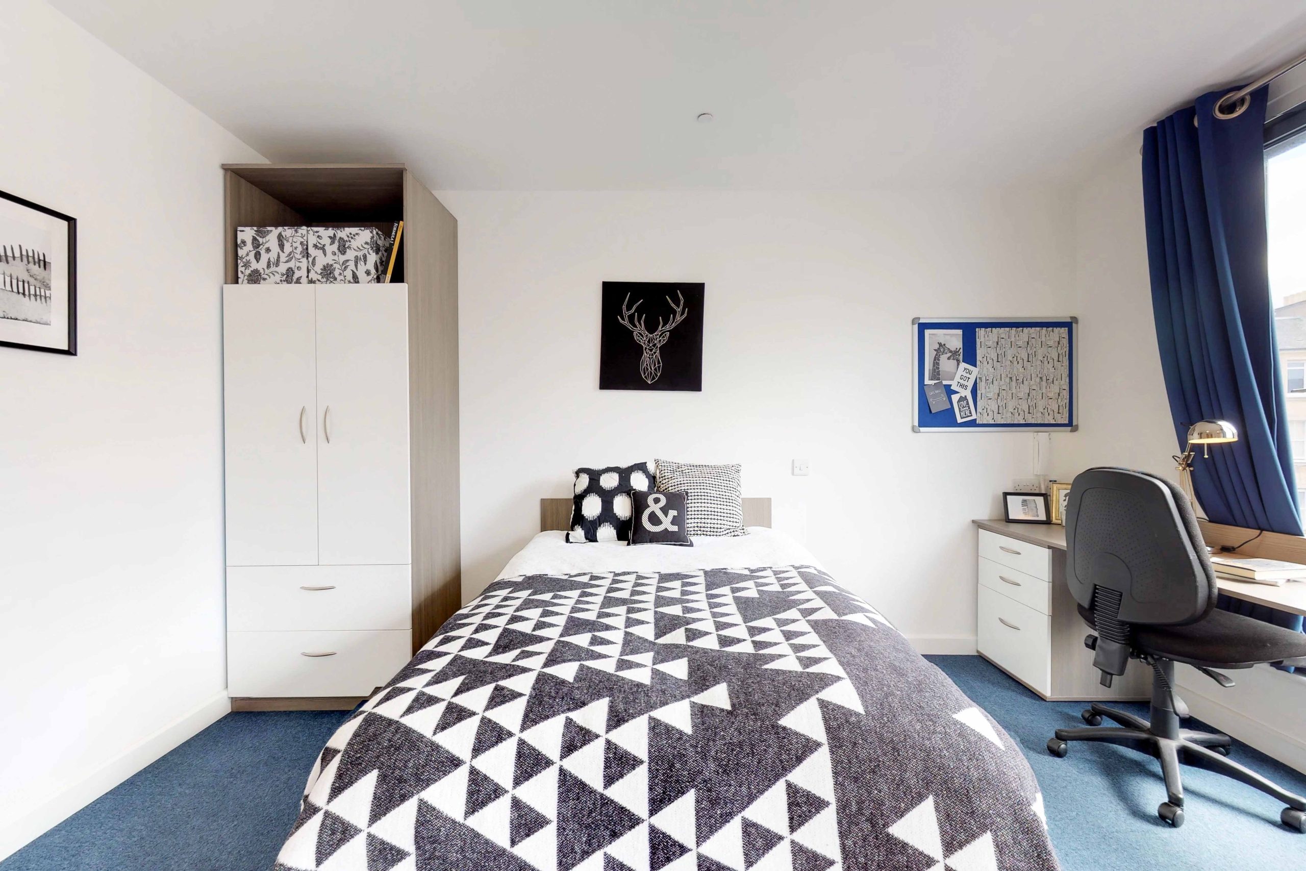  Superior Studio  -  Haymarket  - Gallery -  2