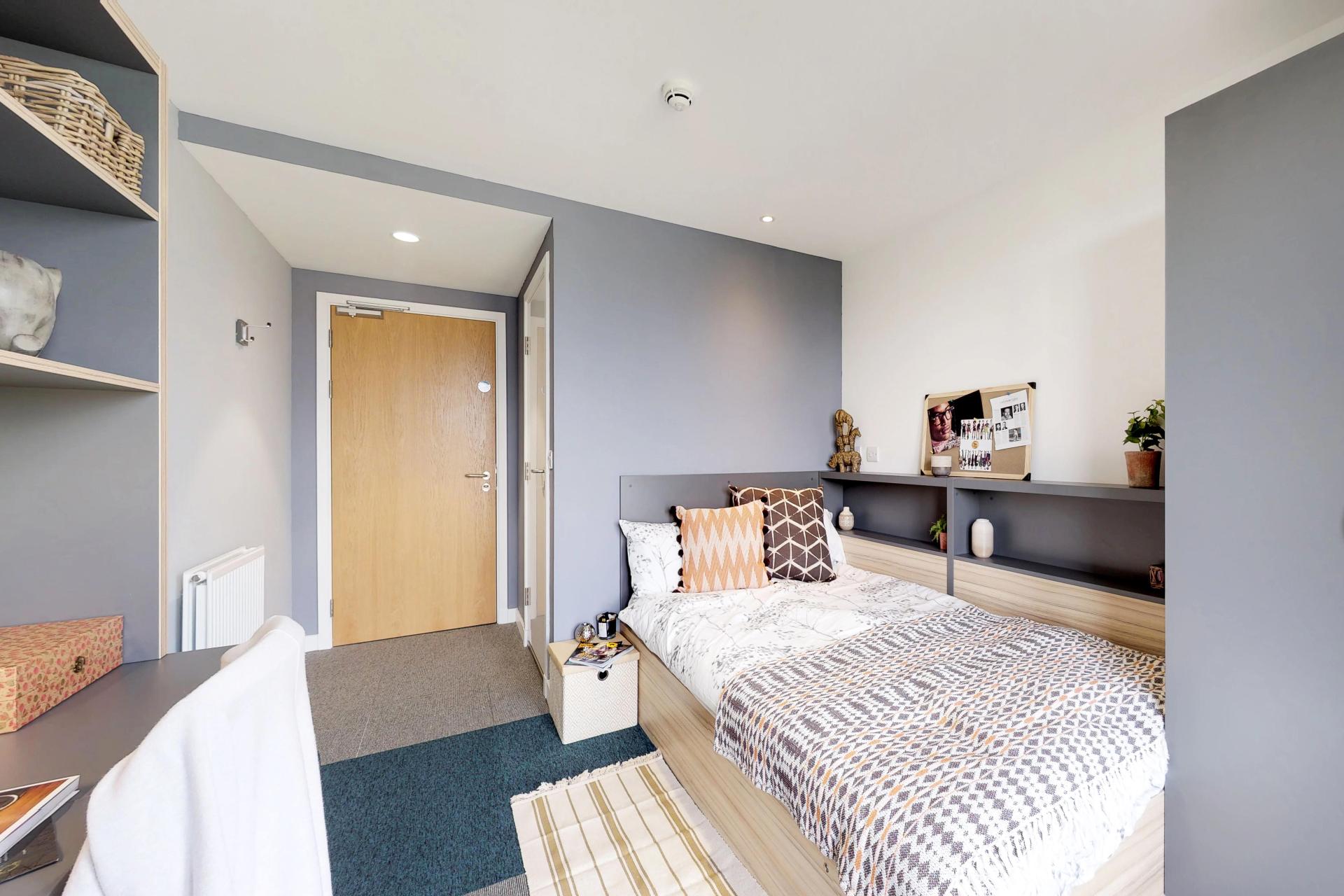 Classic En-Suite - 10