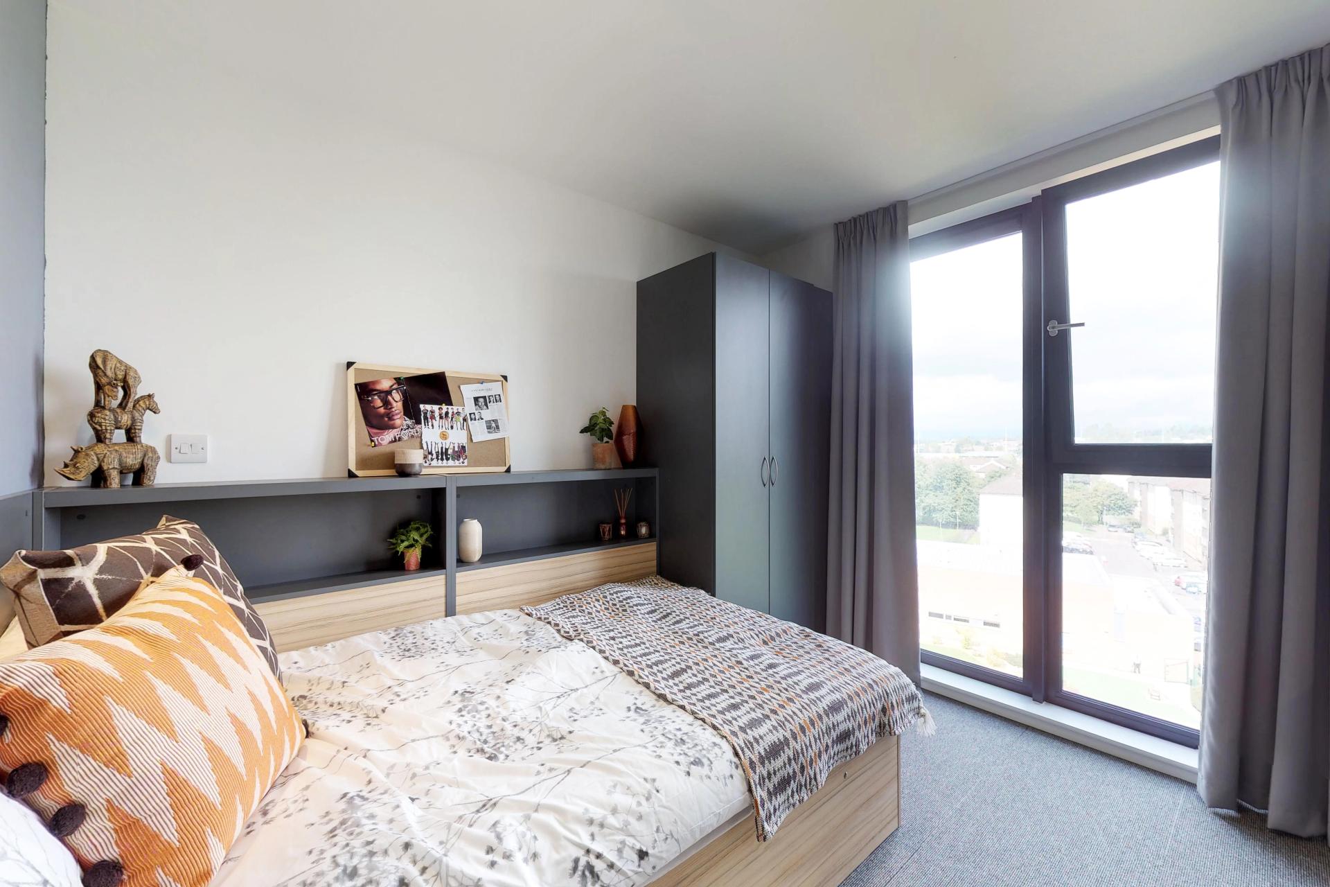 Classic En-Suite - 8