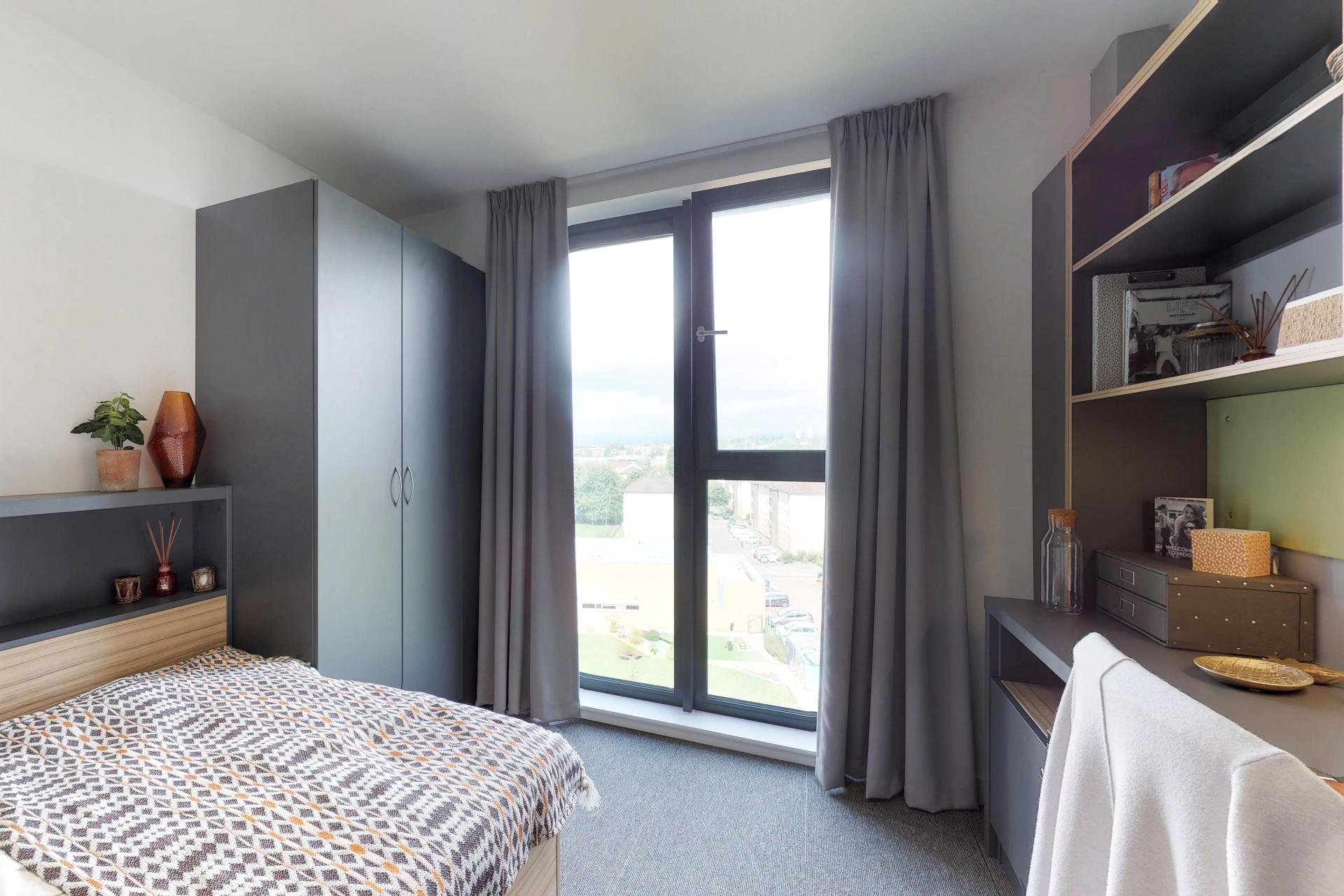 Classic En-Suite - 9