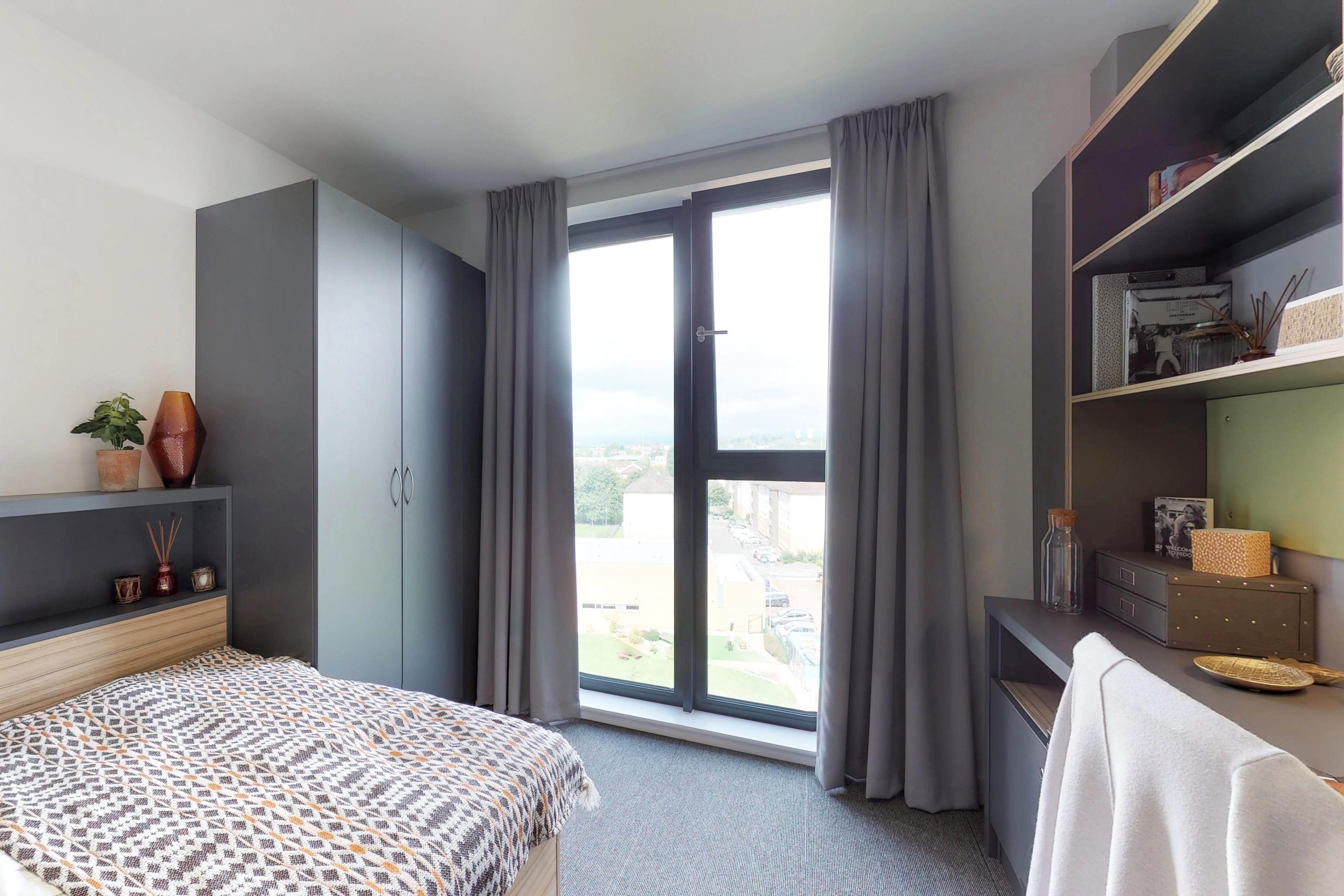  Classic En-Suite  -  St James  - Gallery -  2