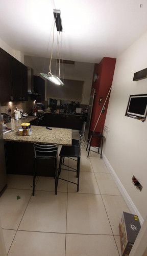 Comfy double bedroom in Harrow - Bedroom 1