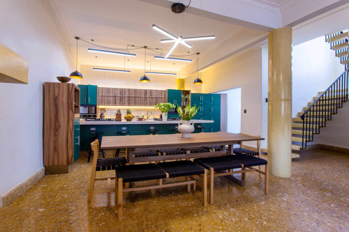 Mier Y Pesado Residence
