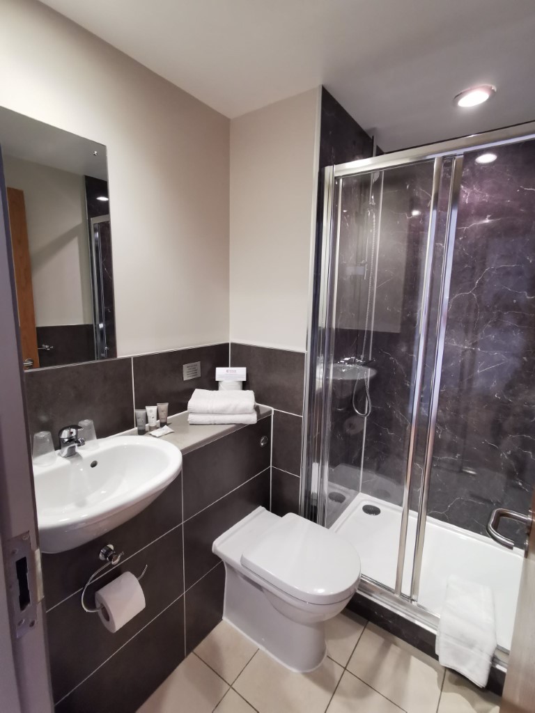  Single En-Suite  -  Britannia Study Hotel - Flexible Tenancies  - Gallery -  5