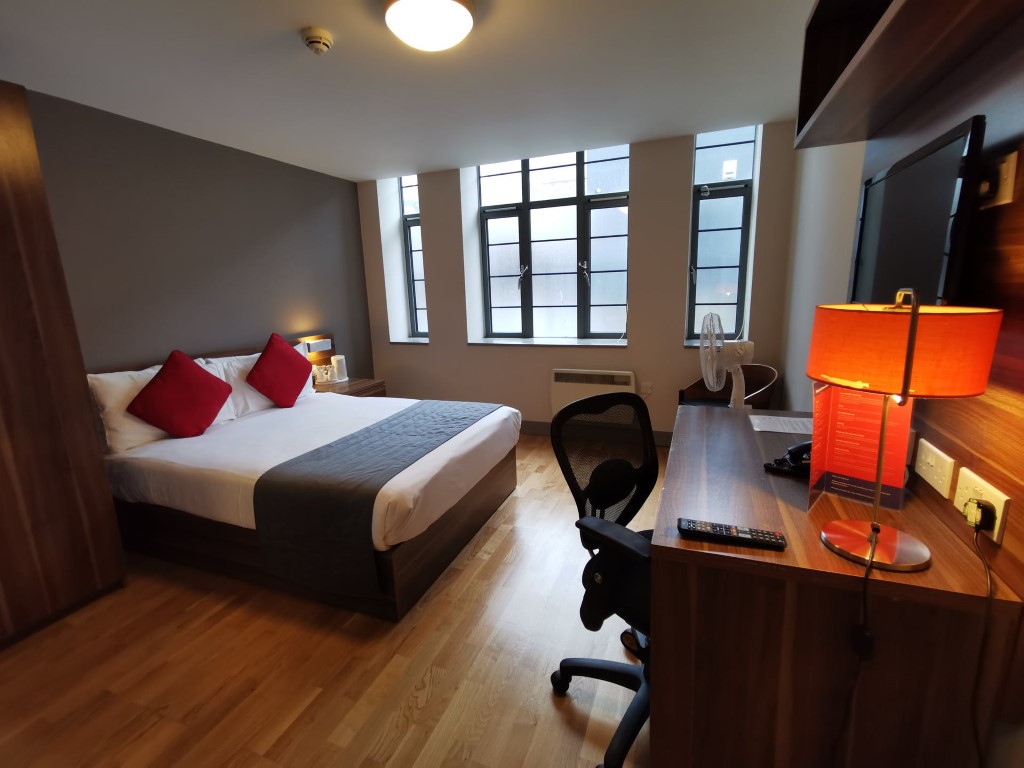  Single En-Suite  -  Britannia Study Hotel - Flexible Tenancies  - Gallery -  1