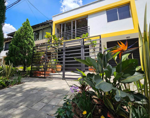 Rosales Residence - Gallery - 16