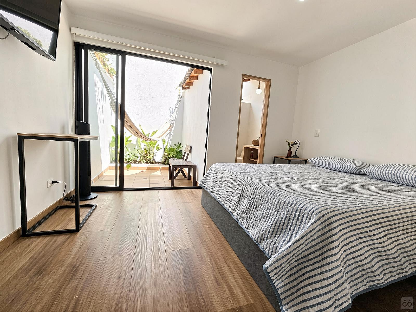 Premium Studio With Patio, Bathroom And Kitchen - 50